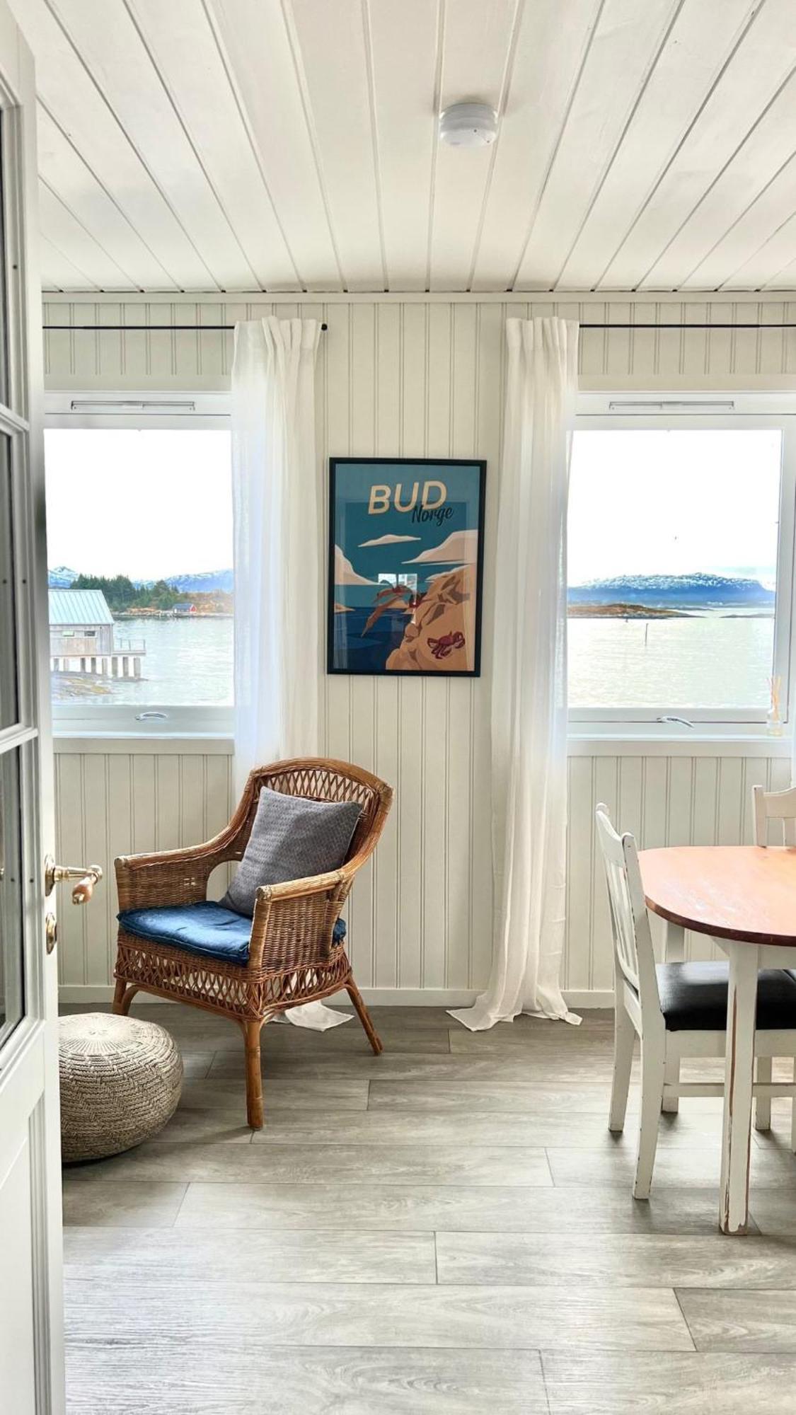 Waterfront Rorbu - By The Beach Bud Exterior foto